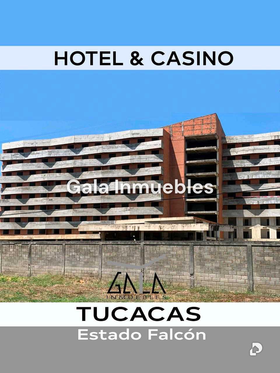 Building in Tucacas, Parque Nacional Morrocoy – 2