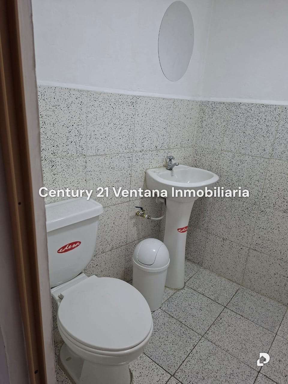 Local comercial en Plaza Venezuela, Caracas – 4