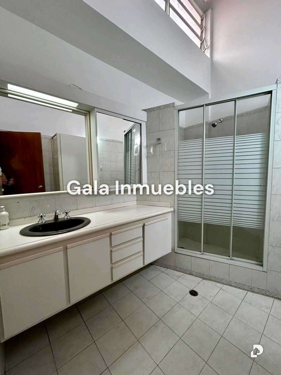 Casa en Caurimare, Caracas – 13