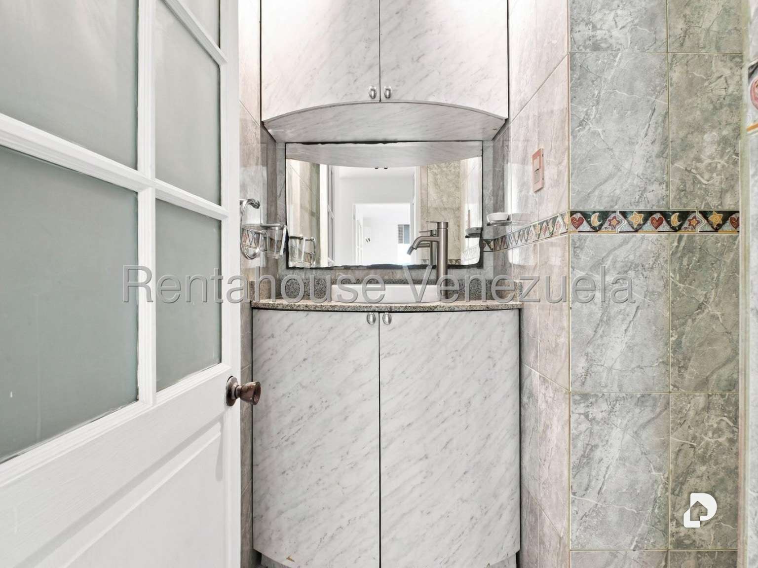 Apartment in Los Naranjos Humboldt, Caracas – 6