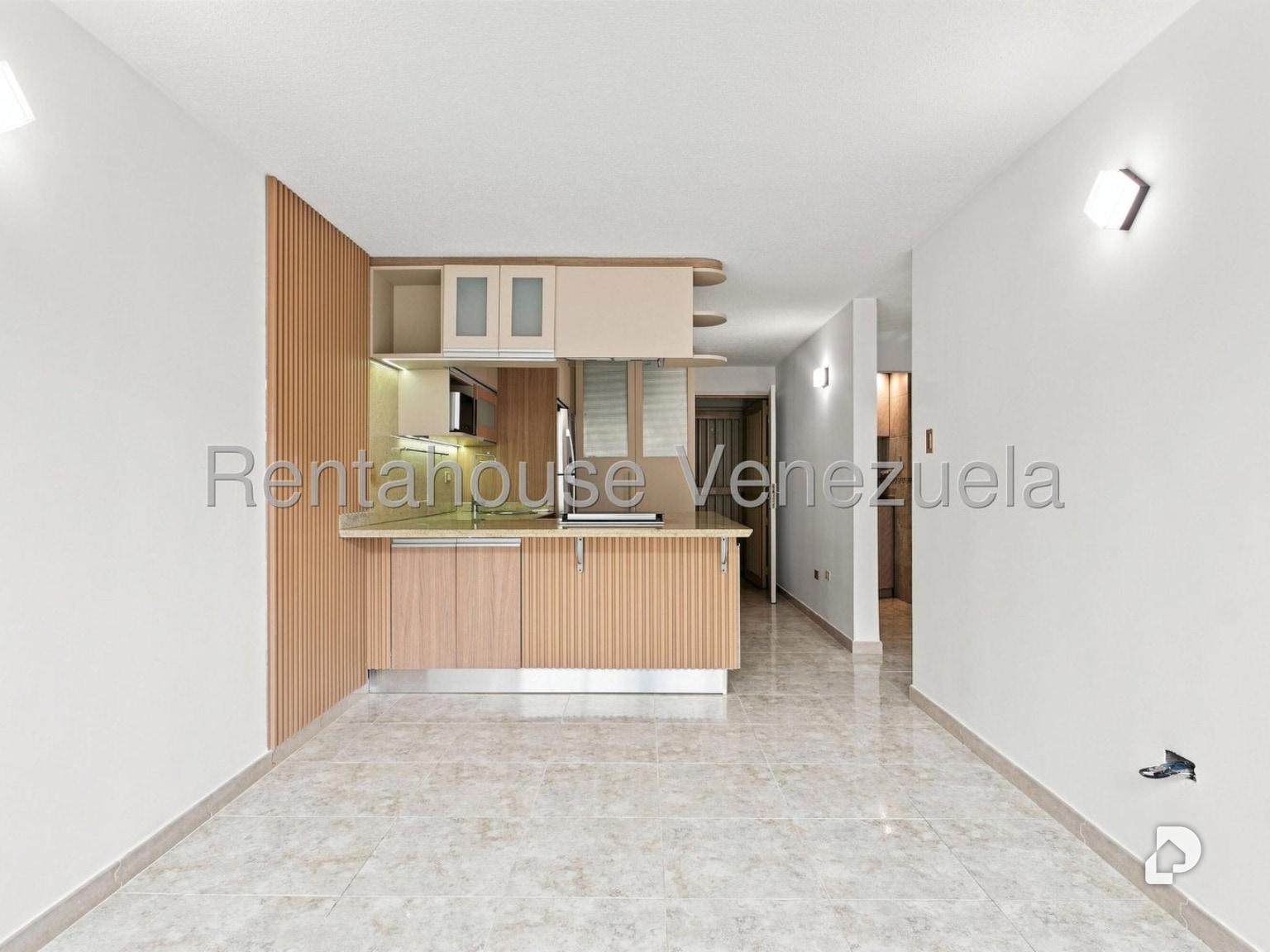 Apartment in Los Naranjos Humboldt, Caracas – 2