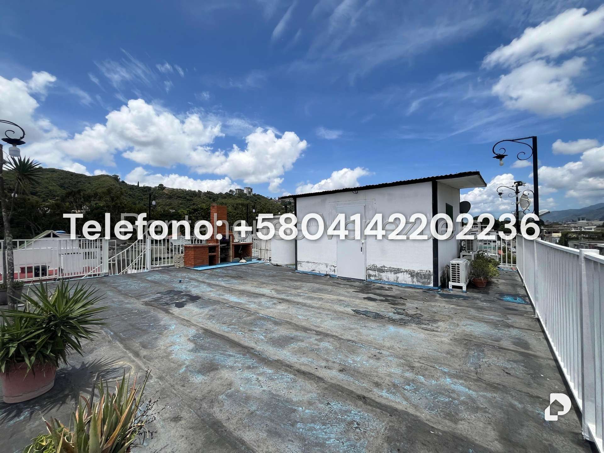 Casa en La California Sur, Caracas – 24