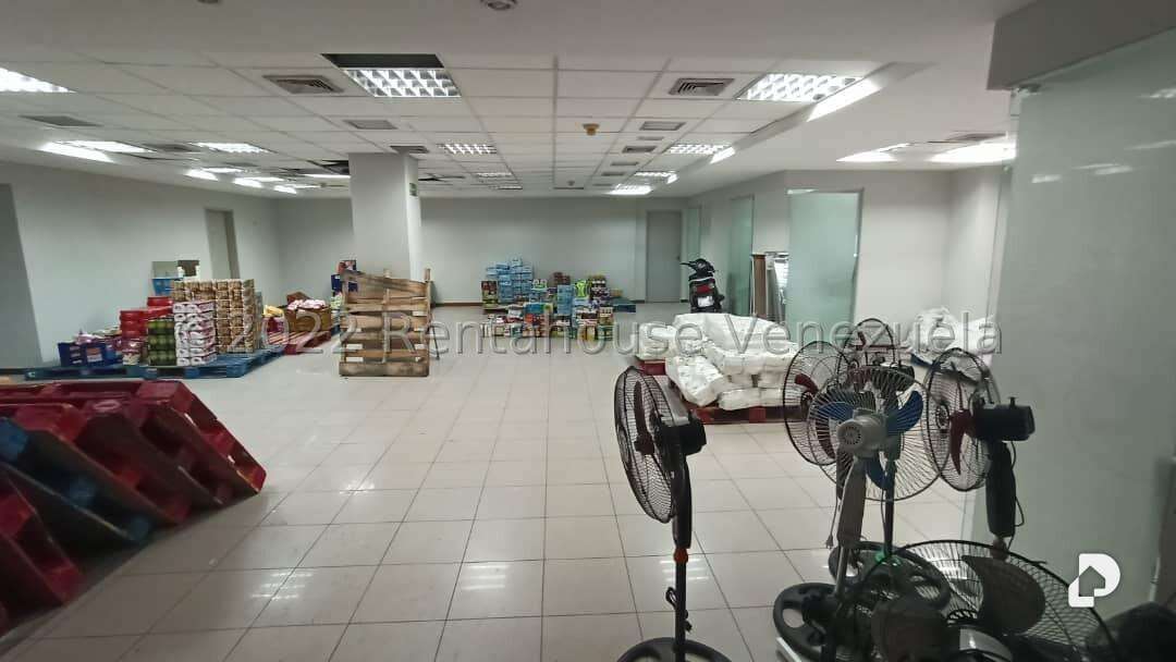 Local comercial en Santa Rosa de Lima, Caracas – 25