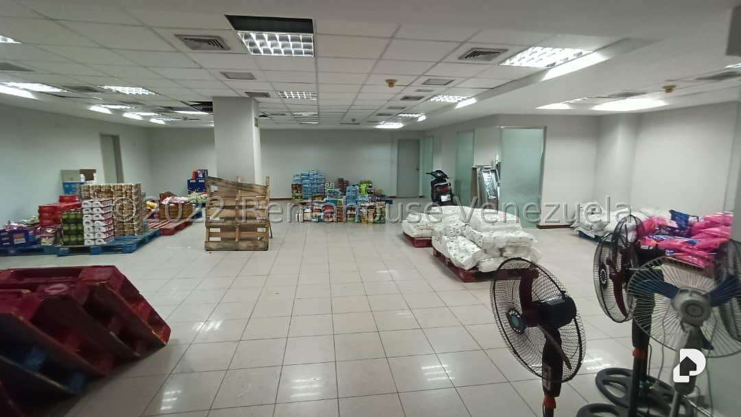Local comercial en Santa Rosa de Lima, Caracas – 11