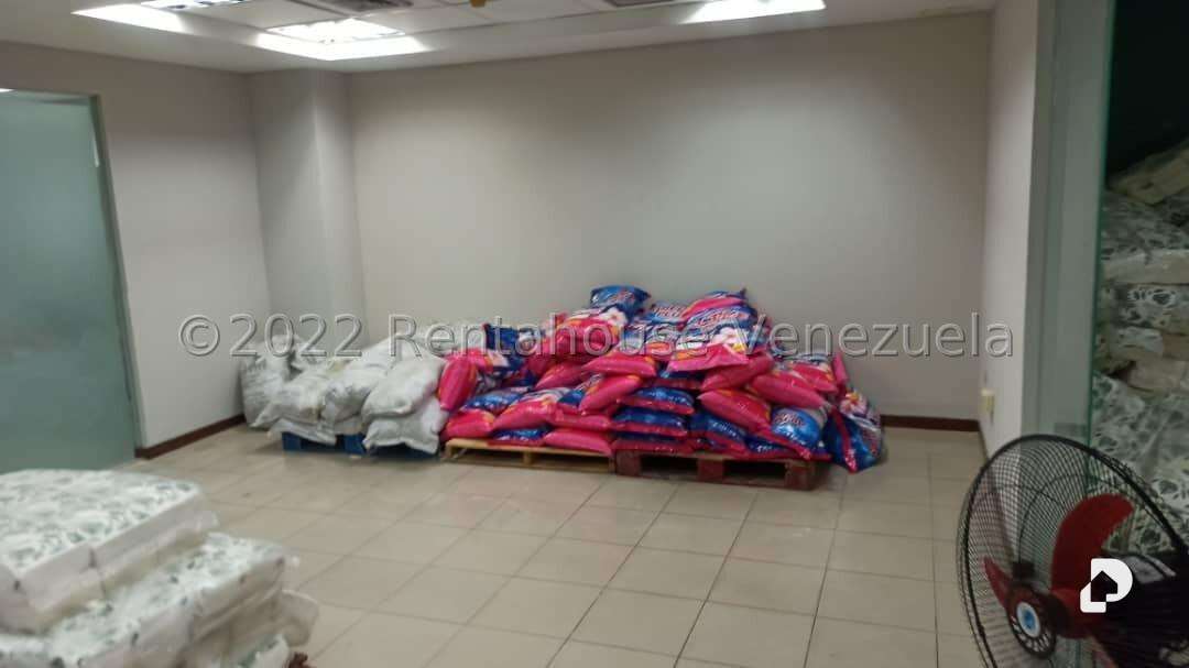 Local comercial en Santa Rosa de Lima, Caracas – 23