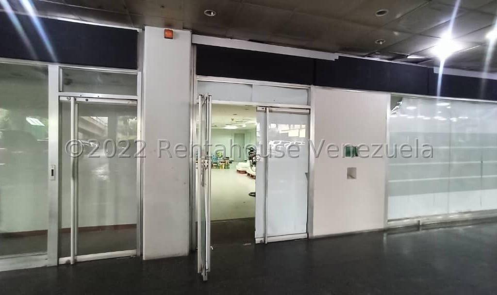 Local comercial en Santa Rosa de Lima, Caracas