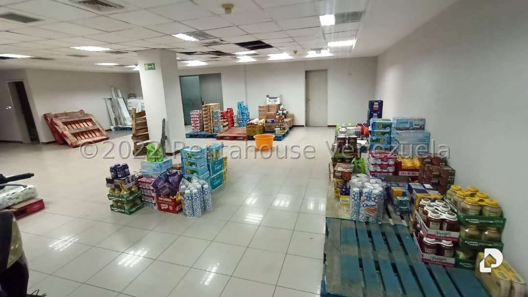 Local comercial en Santa Rosa de Lima, Caracas – 4