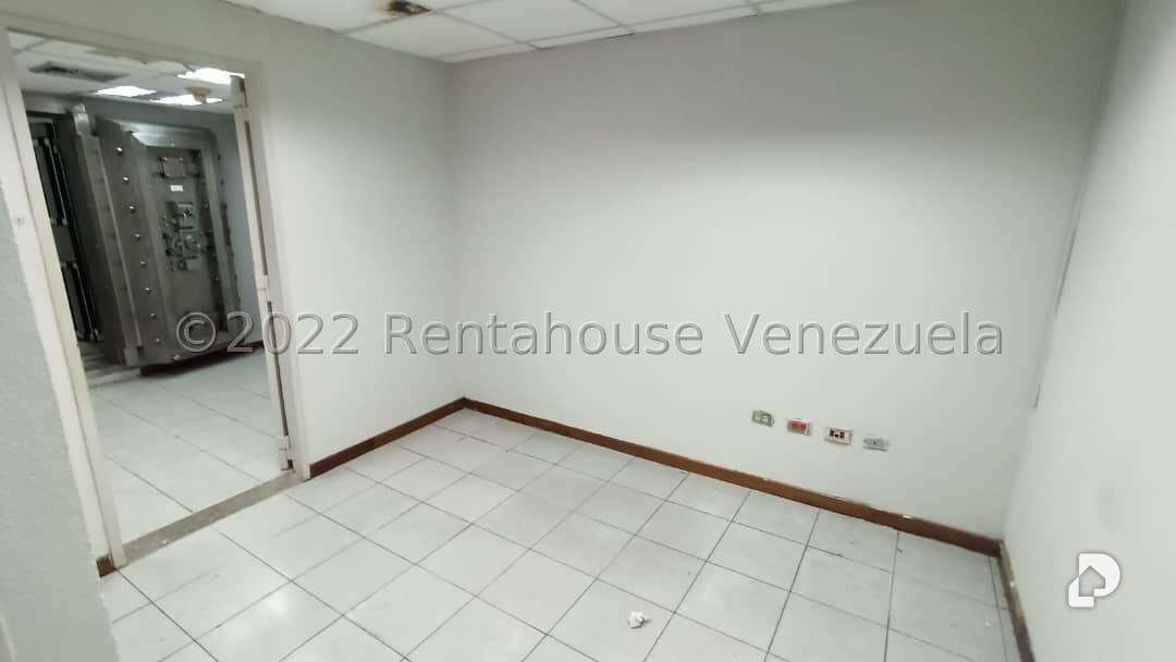 Local comercial en Santa Rosa de Lima, Caracas – 7