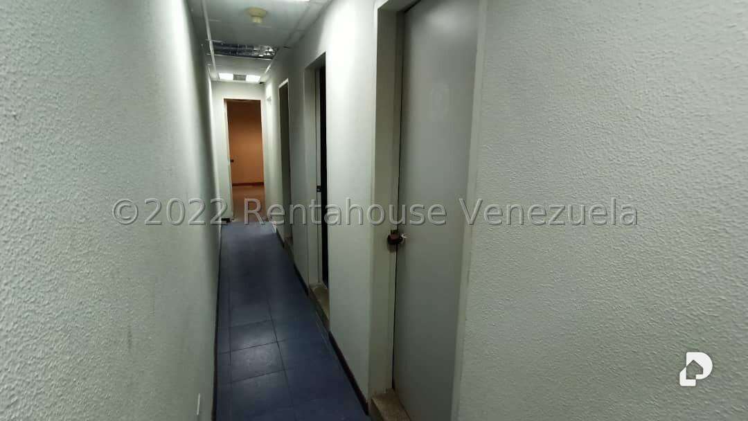 Local comercial en Santa Rosa de Lima, Caracas – 19