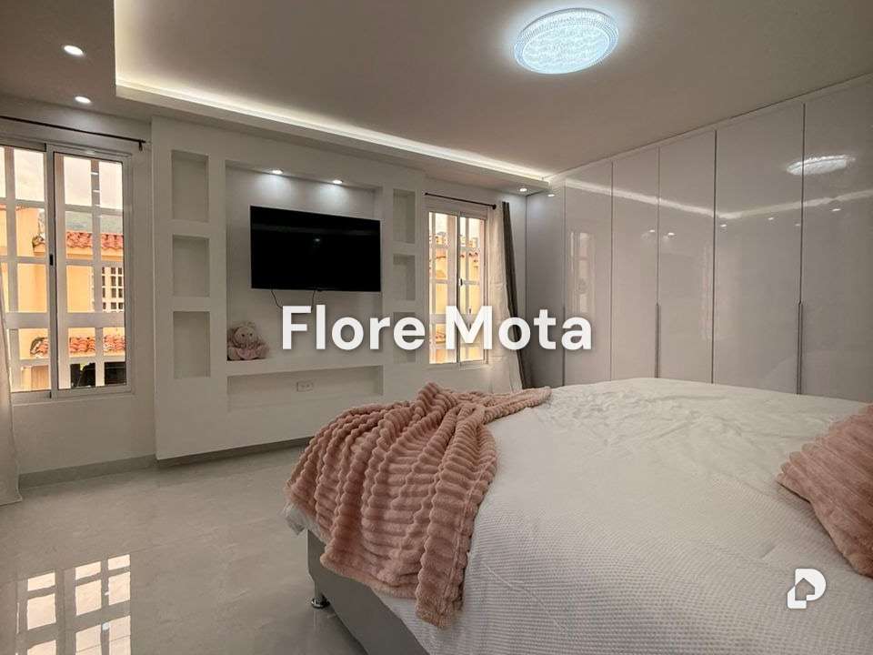 Townhouse en Mañongo, Naguanagua – 14