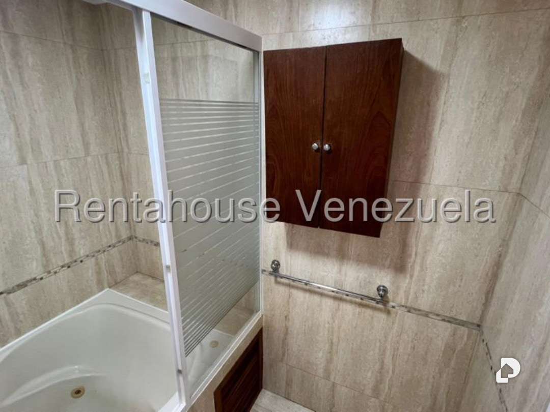 Apartment in La Tahona, Caracas – 13