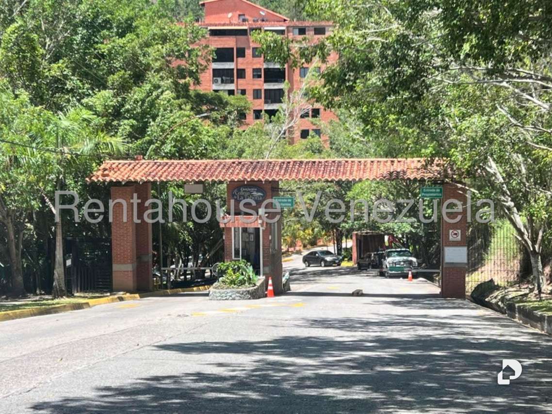Apartment in La Tahona, Caracas – 1