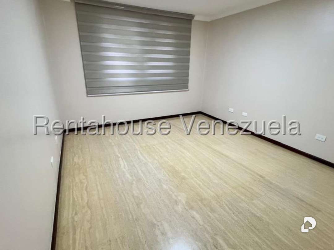 Apartment in La Tahona, Caracas – 11