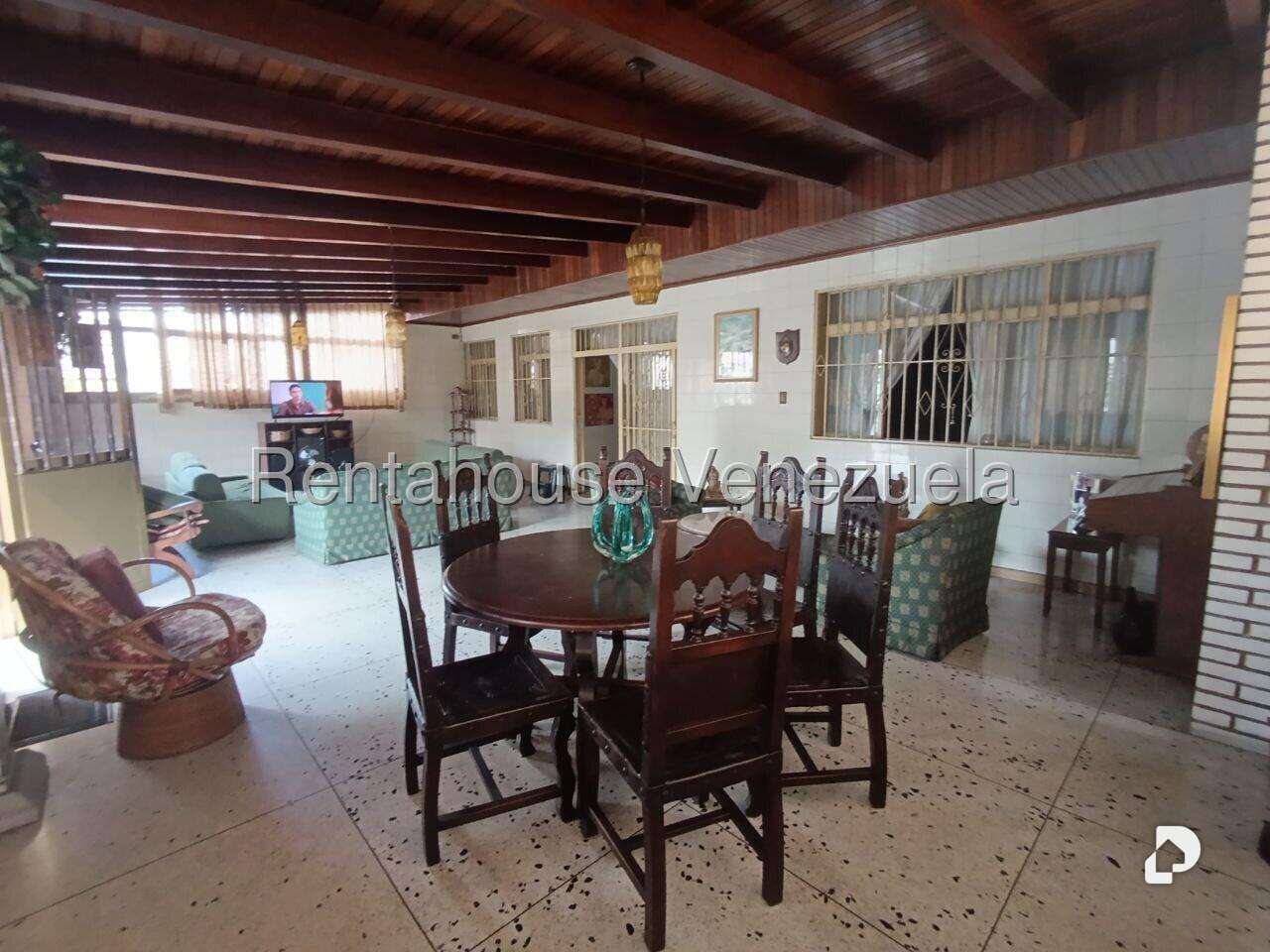 Local comercial en Petare, Caracas – 23