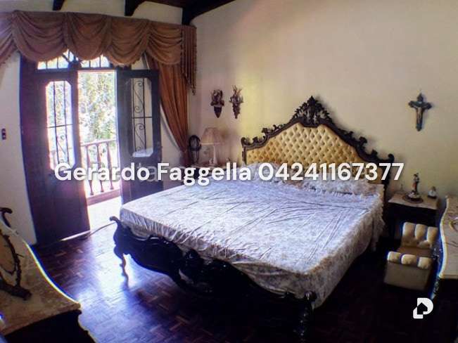 Casa en San Luis, Caracas – 13