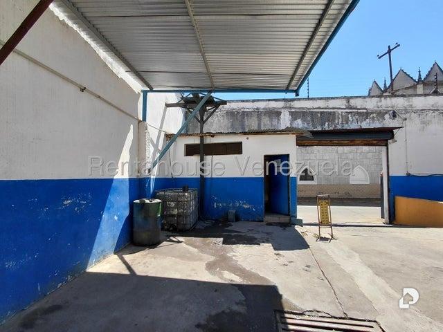 Local comercial en Parroquia Urbana San José, Valencia – 1