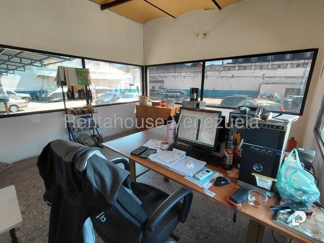 Local comercial en Parroquia Urbana San José, Valencia – 4