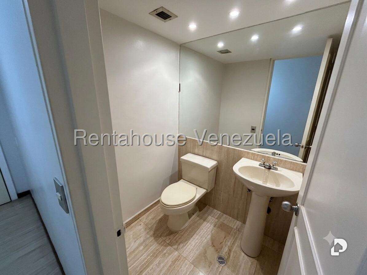 Apartment in La Florida, Caracas – 13