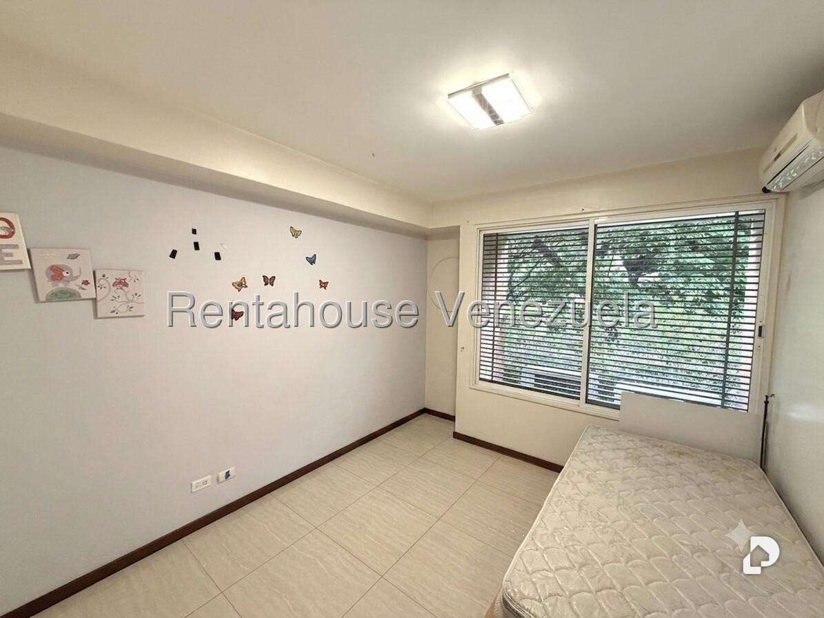 Apartment in La Florida, Caracas – 5
