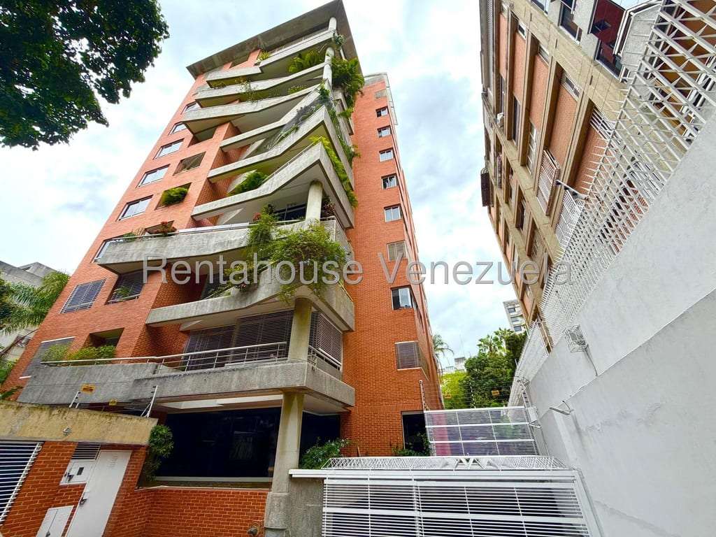 Apartment in La Florida, Caracas - 1