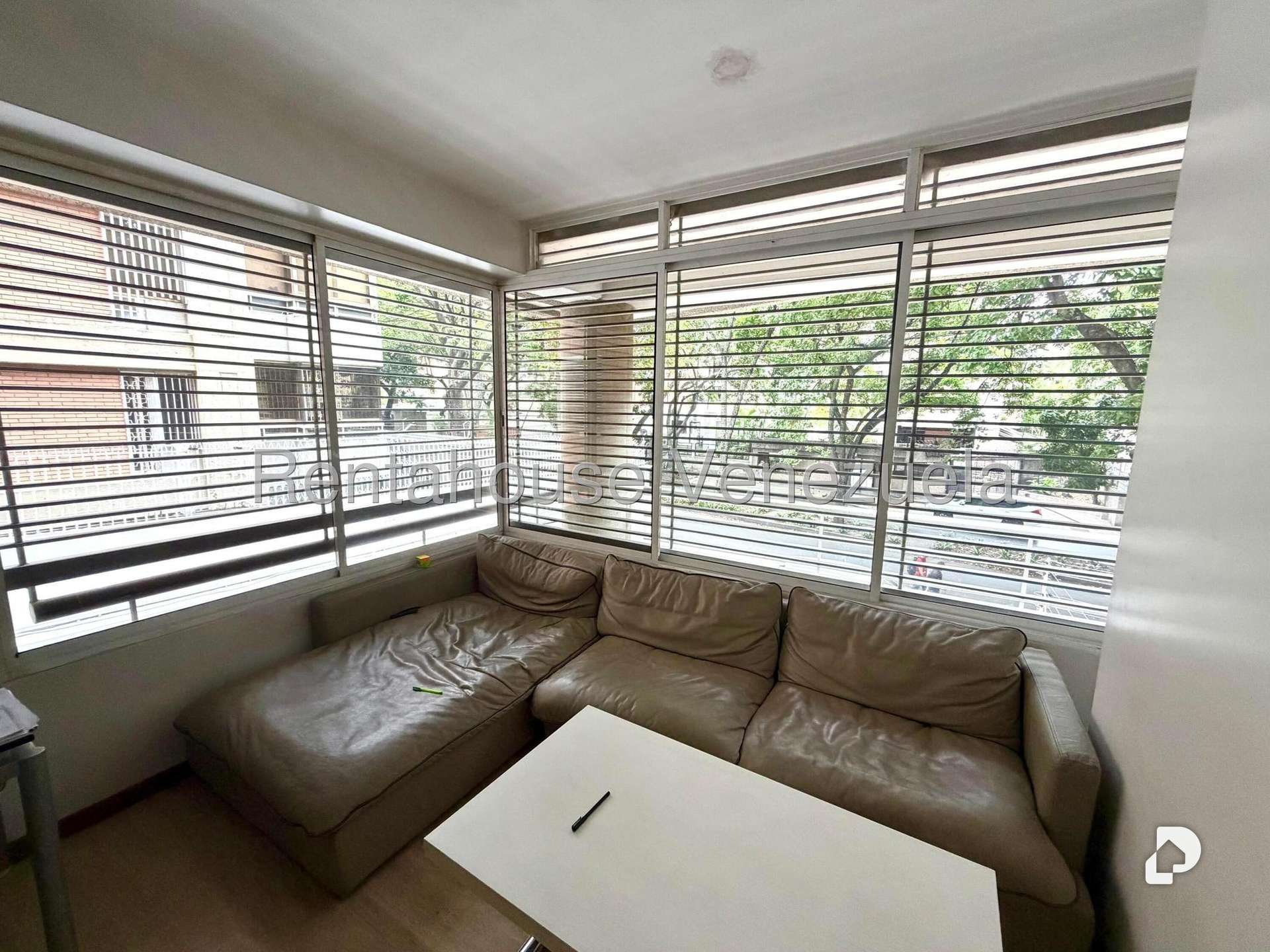 Apartment in La Florida, Caracas – 11