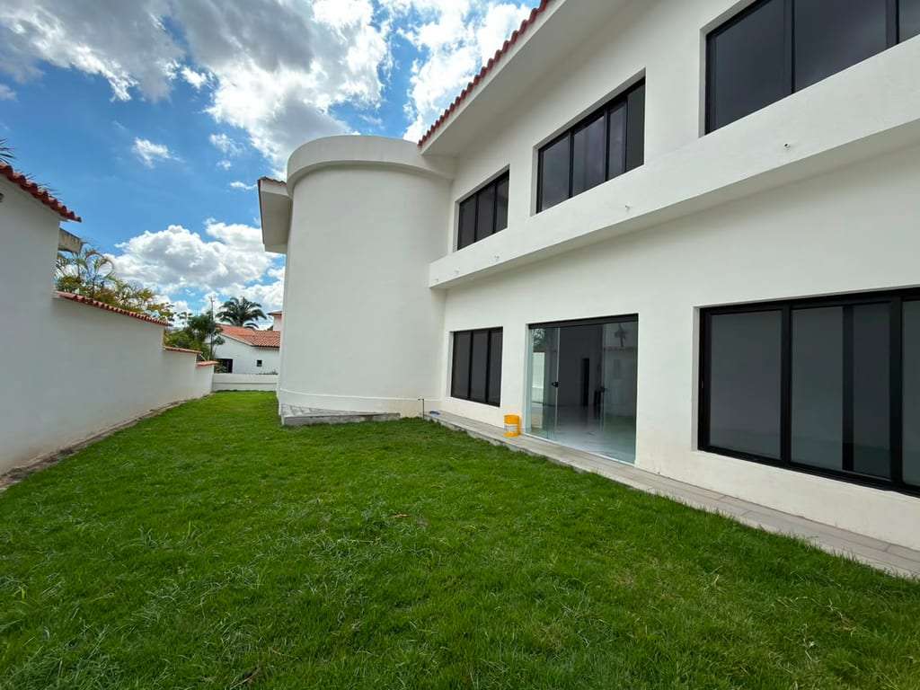 Casa en Country Club, Caracas - 1