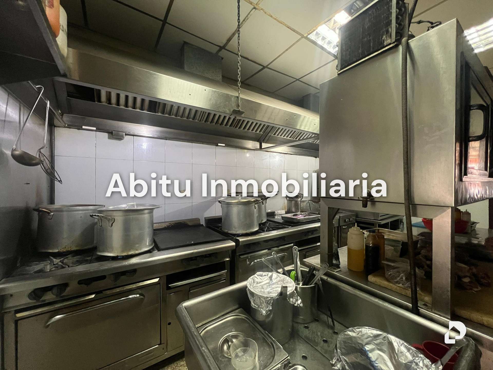 Local comercial en Chacao, Caracas – 11