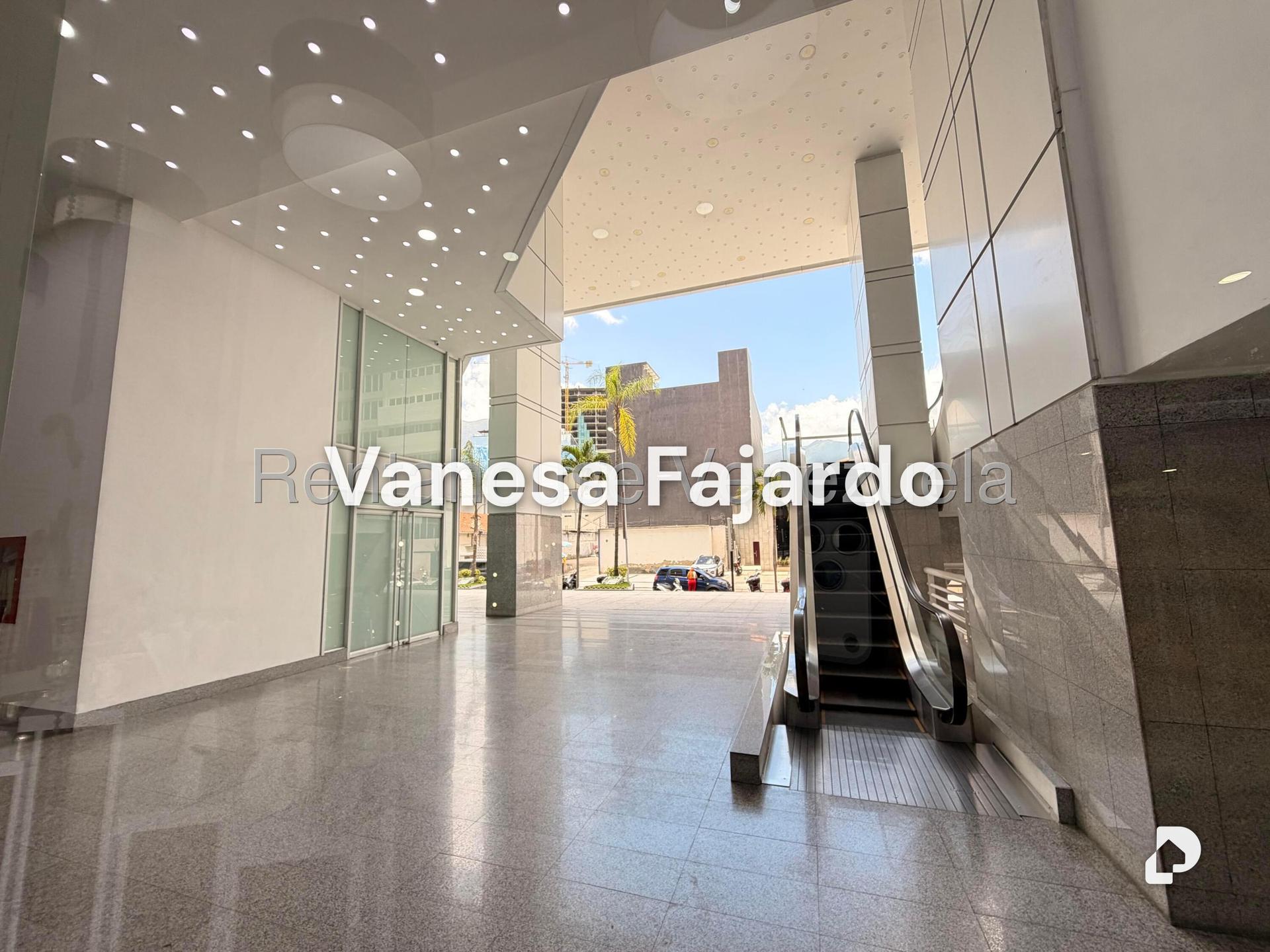 Local comercial en Las Mercedes, Caracas – 3