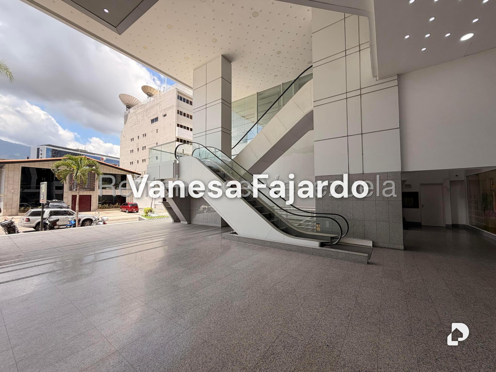 Local comercial en Las Mercedes, Caracas – 4