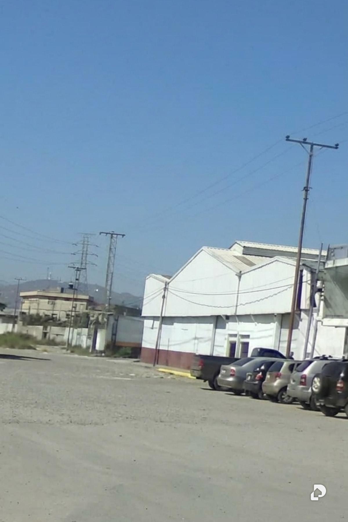 Galpón en Carlos Andres Perez, Palo Negro – 2