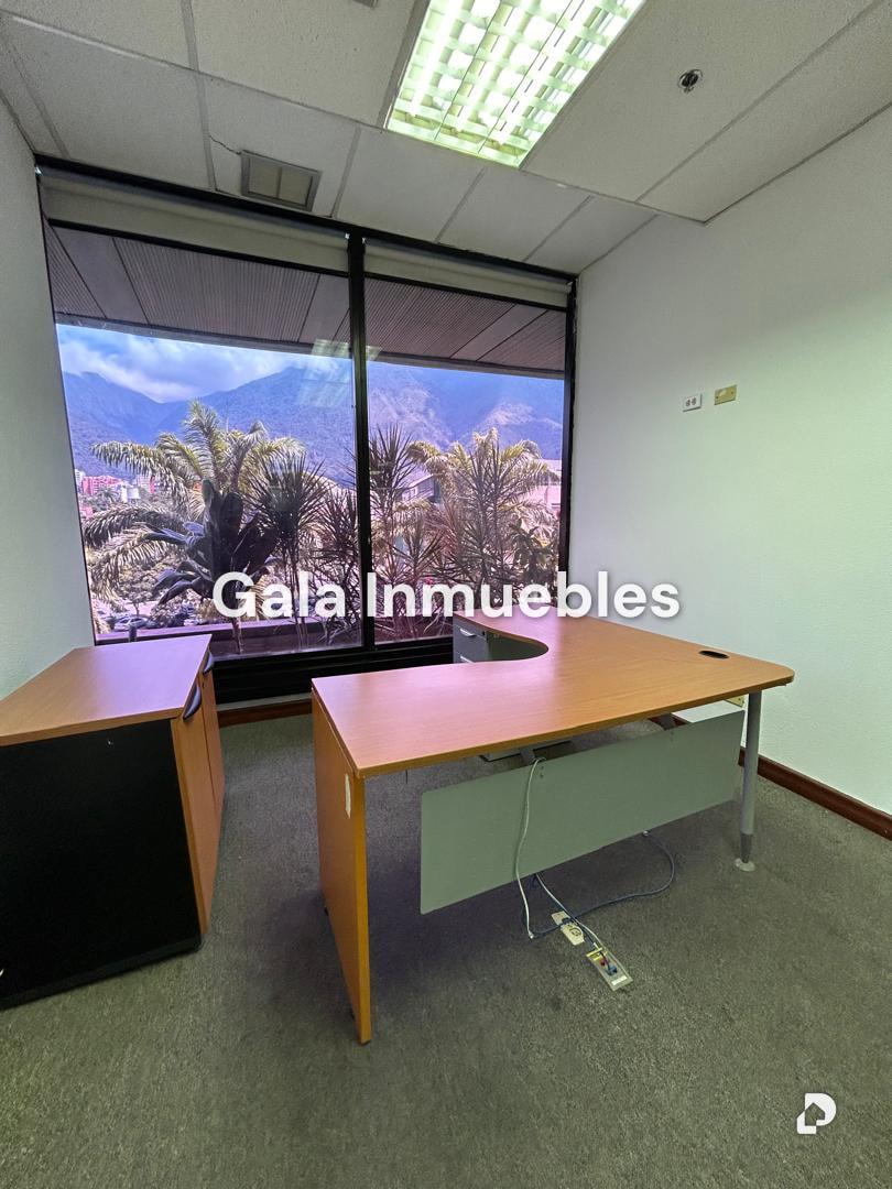 Oficina en La Castellana, Caracas – 5