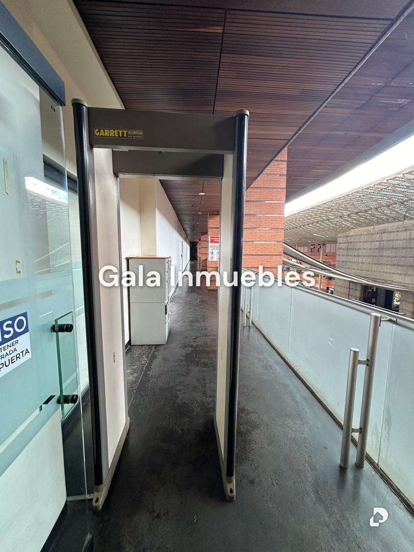 Oficina en La Castellana, Caracas – 12