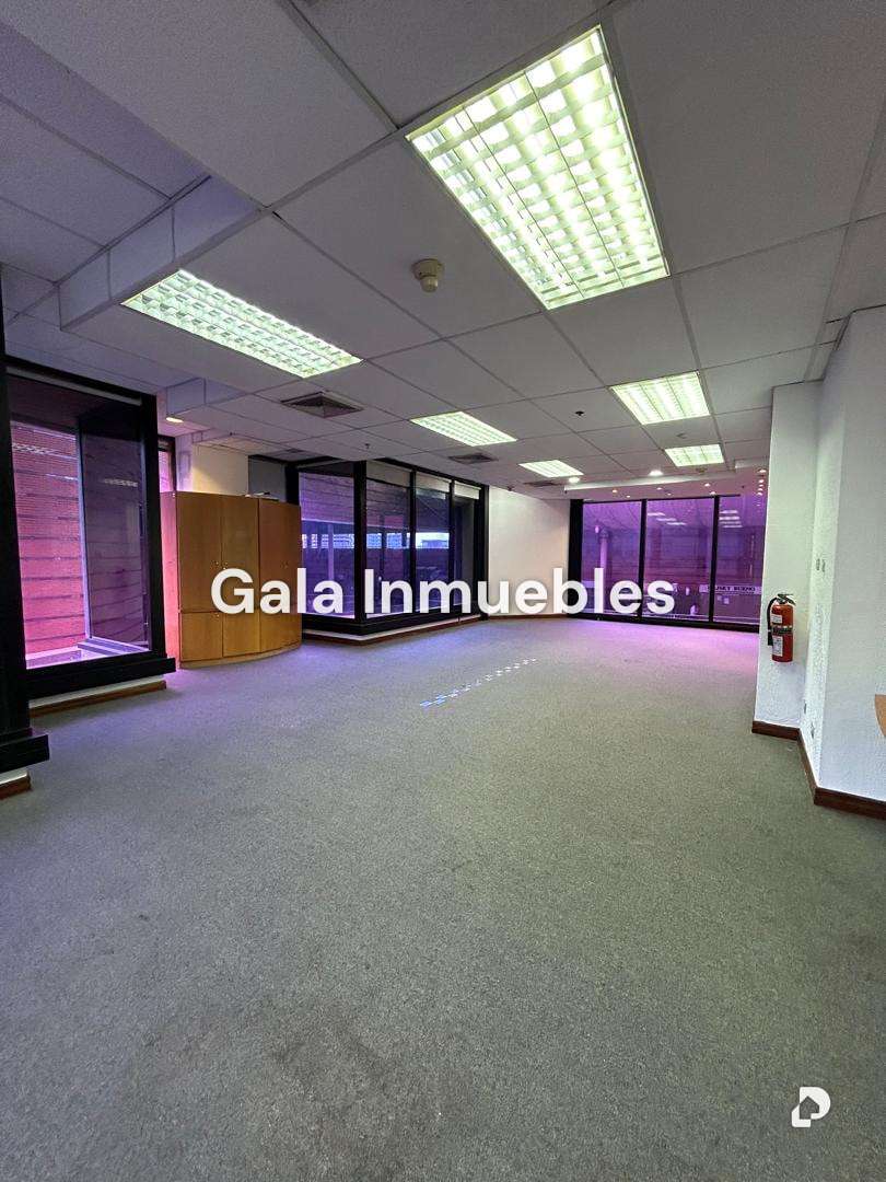 Oficina en La Castellana, Caracas – 9