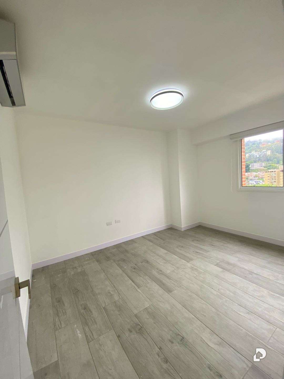 Apartamento en La Boyera, Caracas – 15