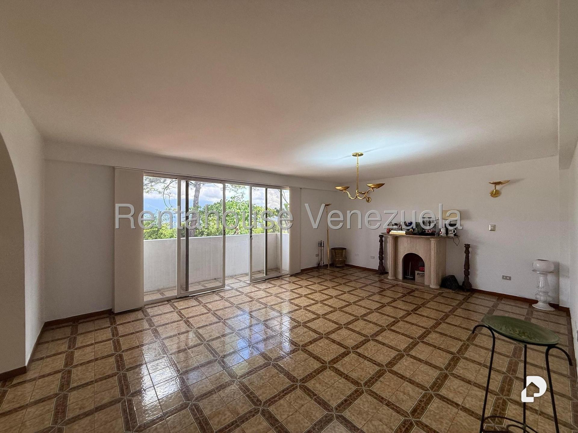 Casa en Alto Prado, Caracas – 2