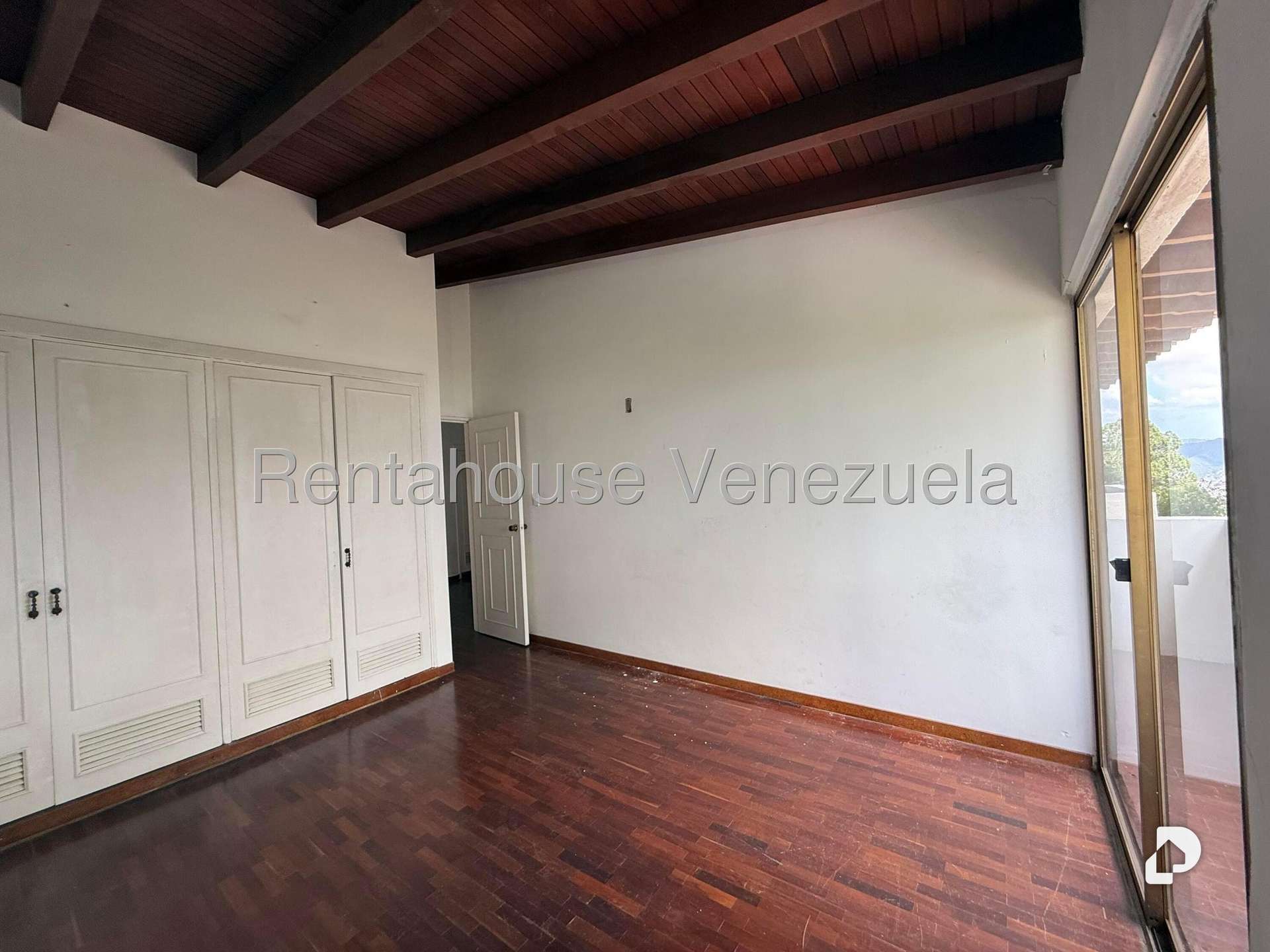 Casa en Alto Prado, Caracas – 12