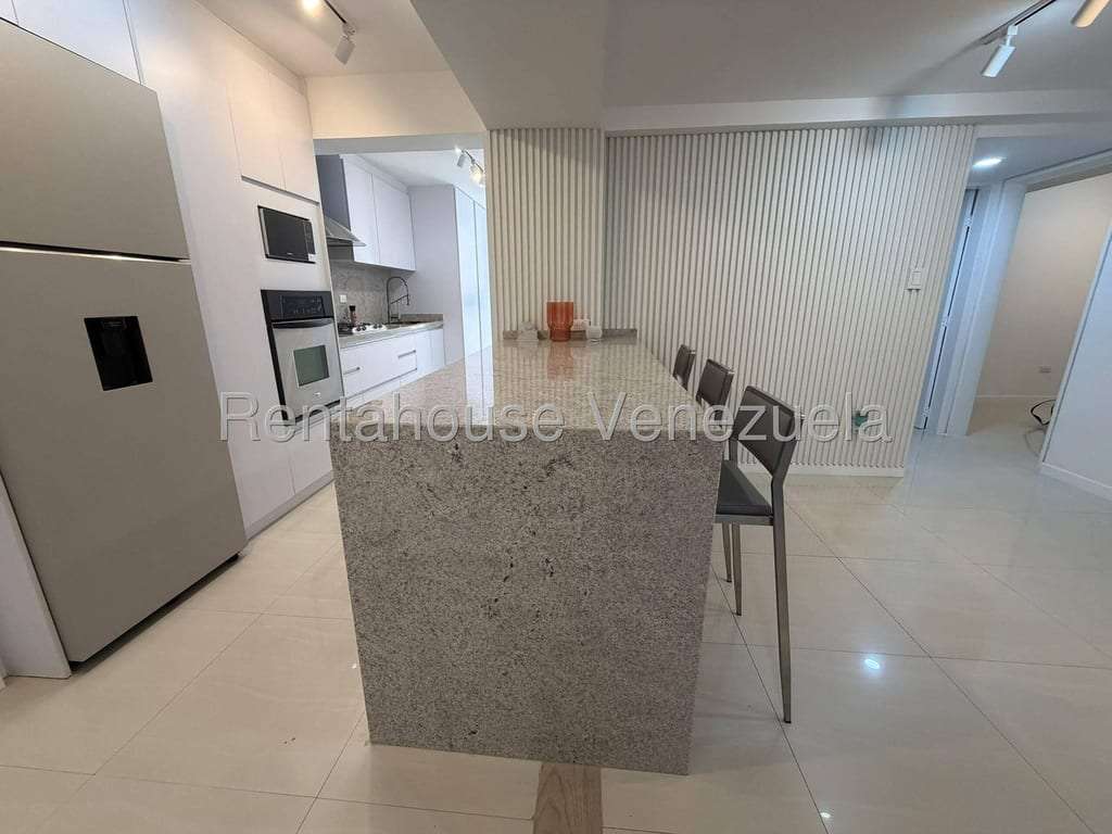 Apartamento en Santa Fe Sur, Caracas