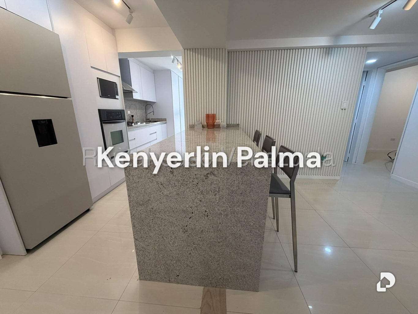Apartamento en Santa Fe Sur, Caracas – 16