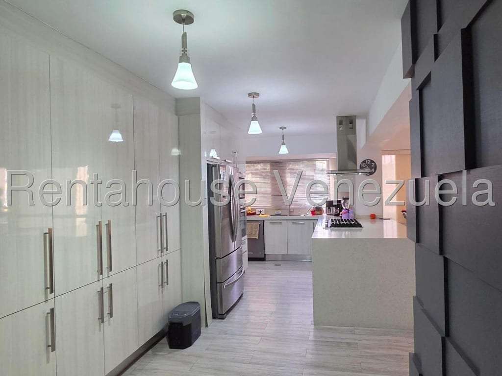 Apartamento en Santa Rosa de Lima, Caracas