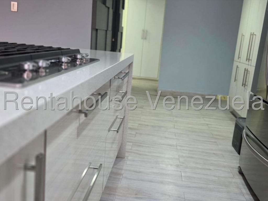 Apartamento en Santa Rosa de Lima, Caracas