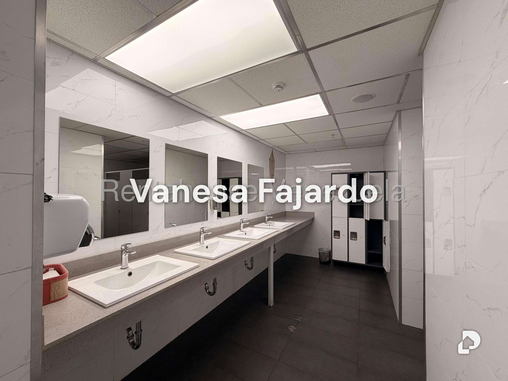 Local comercial en Las Mercedes, Caracas – 13