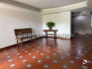 Apartamento en La Trinidad, Caracas – 2