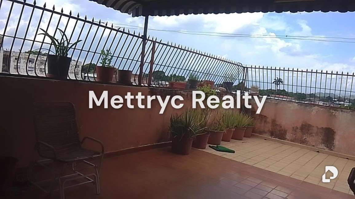 Apartamento en Av. Bolívar Sur, Valencia – 17