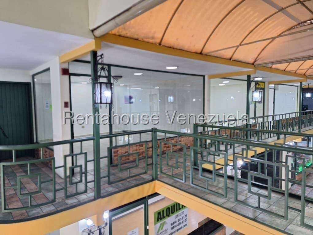 Local comercial en Avenida Bolivar Norte, Valencia - 1