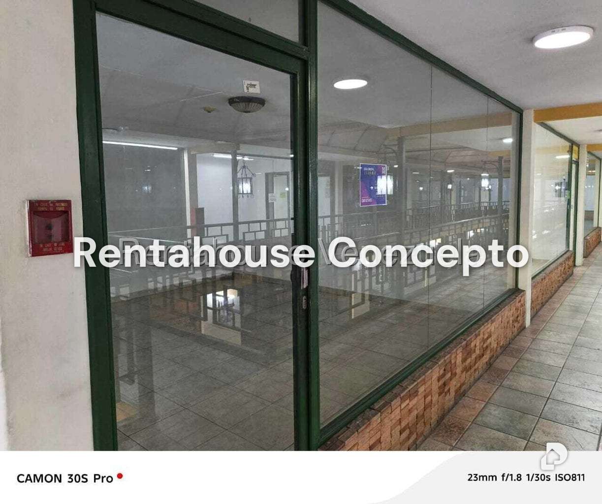 Local comercial en Avenida Bolivar Norte, Valencia – 8