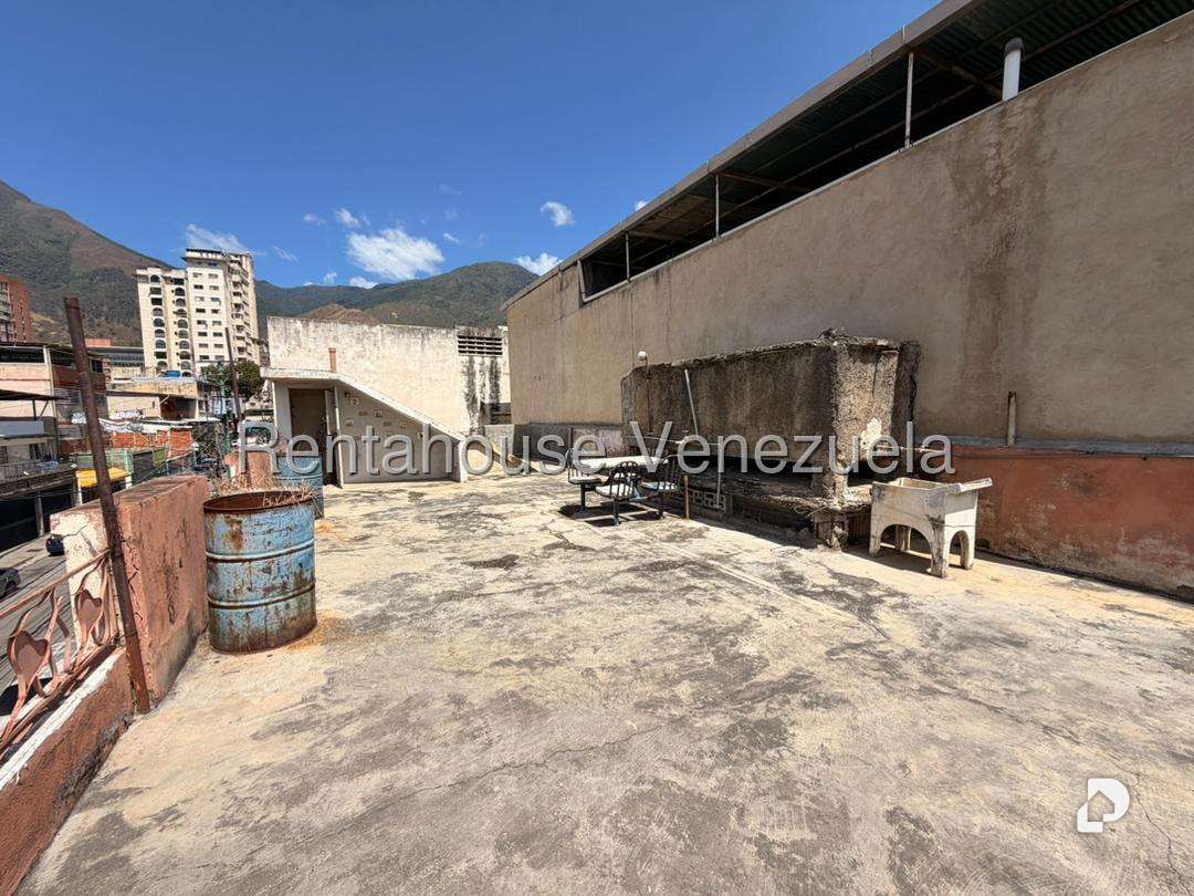 Edificio en Boleíta Sur, Caracas – 21