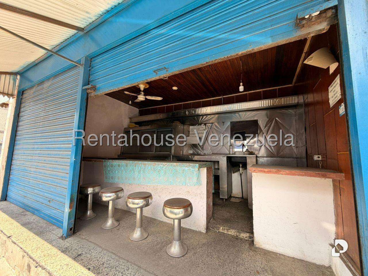 Edificio en Boleíta Sur, Caracas – 27