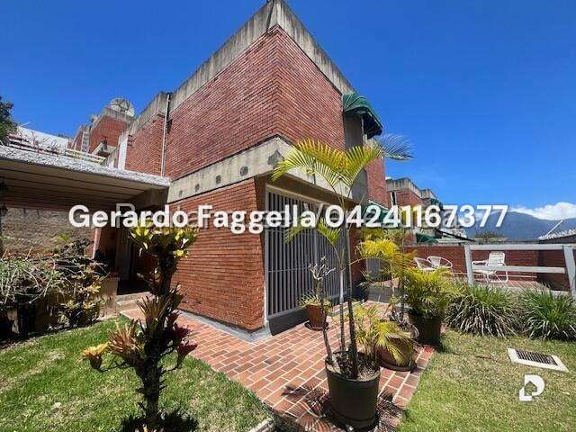 Casa en Los Naranjos, Caracas – 16