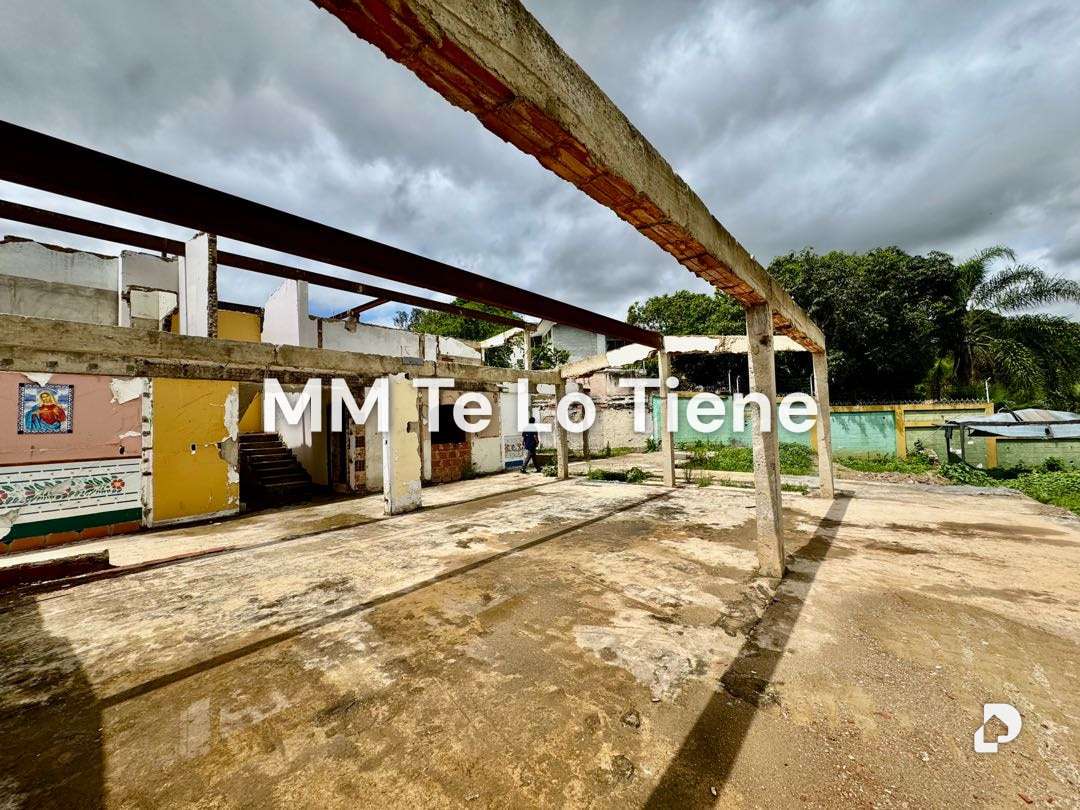 Terreno en Prados del Este, Caracas – 9