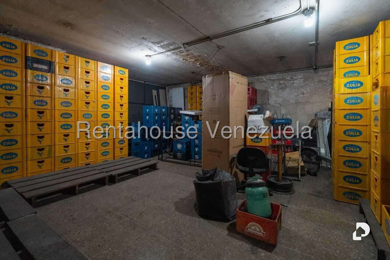 Local comercial en Parroquia Santa Rosalía, Caracas – 15